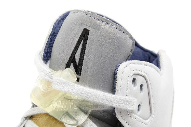 Krossovki-A-Ma-Maniere-x-Wmns-Air-Jordan-5-Retro-Dawn-9
