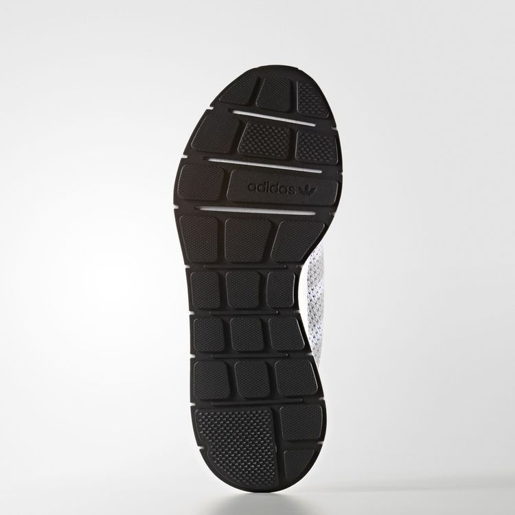 swift-run-primeknit-cg4126_03