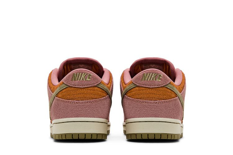 Кроссовки Nike Dunk Low SB 'Red Stardust'