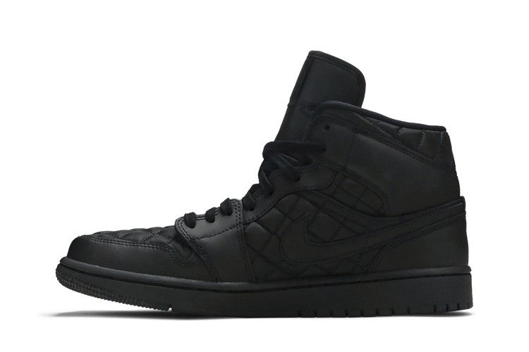 Кроссовки Wmns Air Jordan 1 Mid SE 'Black Quilted'