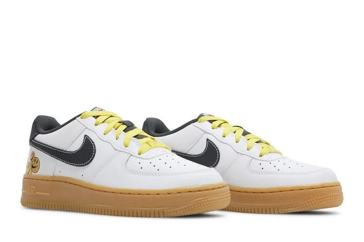 Krossovki-Nike-Air-Force-1-LV8-GS-Go-the-Extra-Smile-7