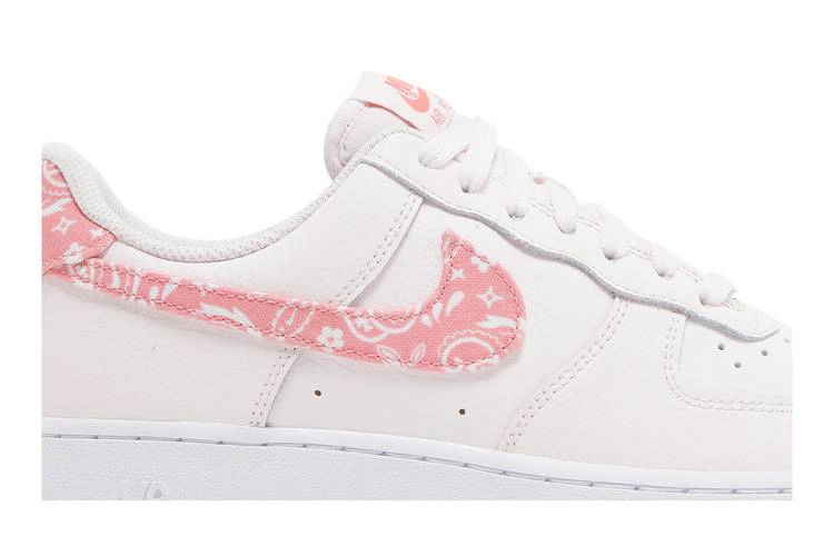 Кроссовки Nike Wmns Air Force 1 '07 'Pink Paisley'