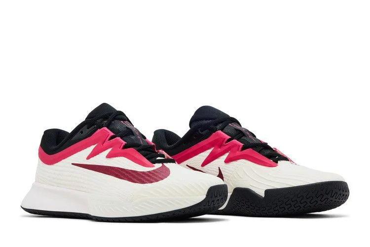 Krossovki-Wmns-NikeCourt-Air-Zoom-Vapor-Pro-3-HC-Team-Red-Rush-Pink-7