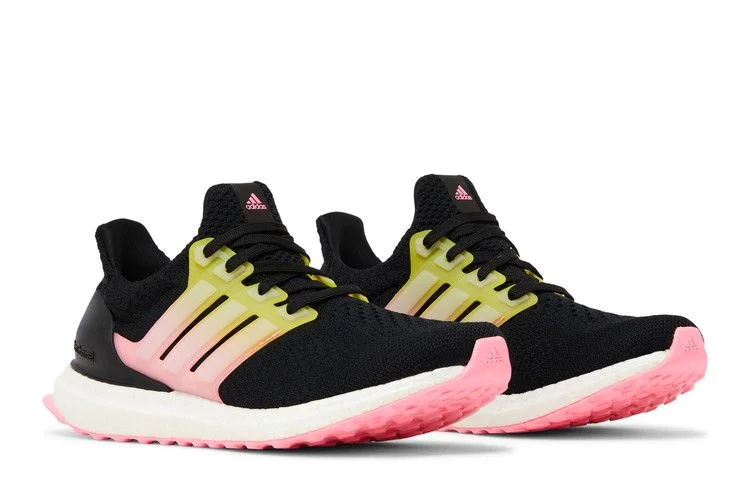 Krossovki-Adidas-UltraBoost-DNA-Climacool-Black-Beam-Pink-7