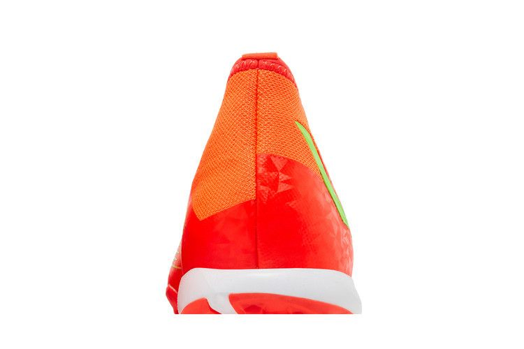 Кроссовки Adidas Predator Edge.3 Laceless TF 'Game Data Pack'