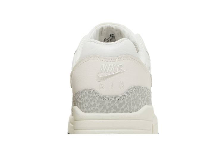 wmns-air-max-1-safari-summit-white-fb5059-100_06