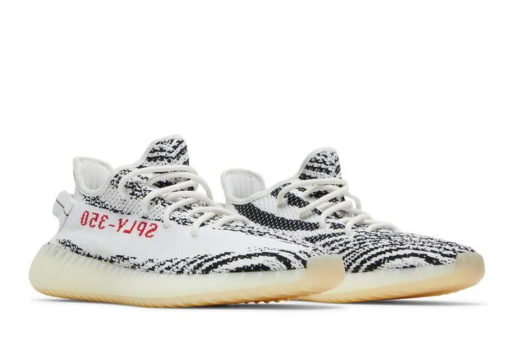 Krossovki-adidas-Yeezy-Boost-350-V2-Zebra-2017-7