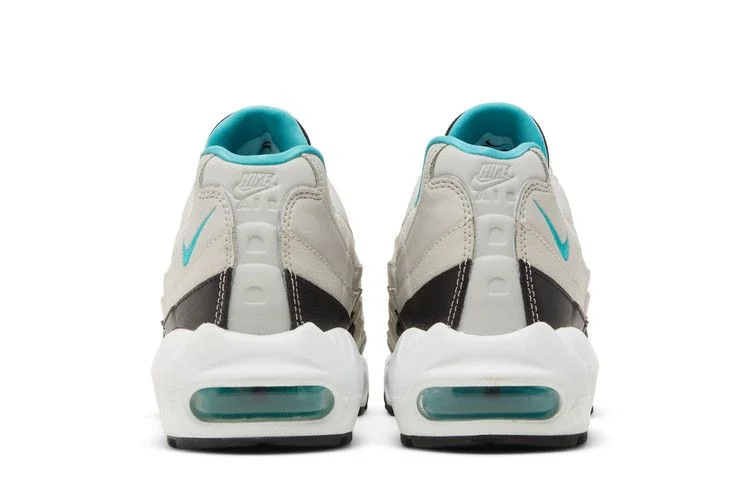 Кроссовки Nike Air Max 95 Essential 'Light Bone'