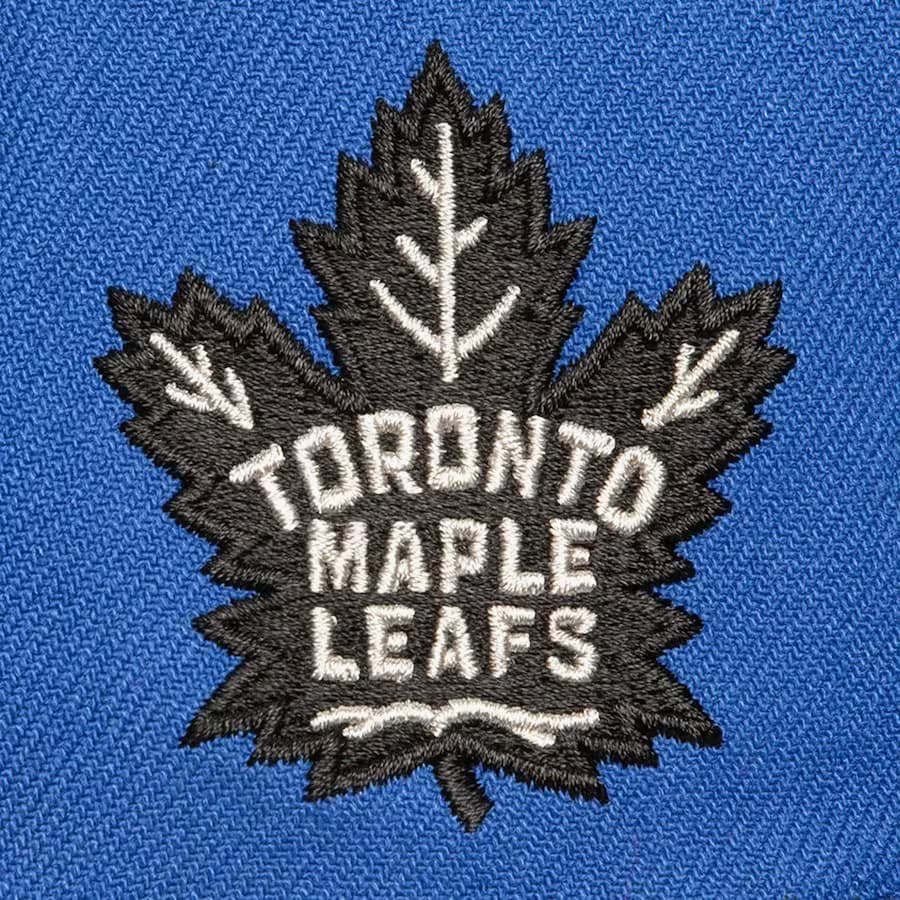Бейсболка Mitchell & Ness Blue Toronto Maple Leafs Logo Eclipse OG Snapback Hat