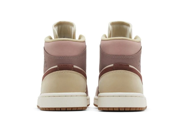 Кроссовки Wmns Air Jordan 1 Mid SE 'Dark Pony Smoky Mauve'