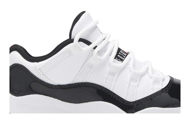air-jordan-11-retro-low-ps-concord-bred-505835-160_01