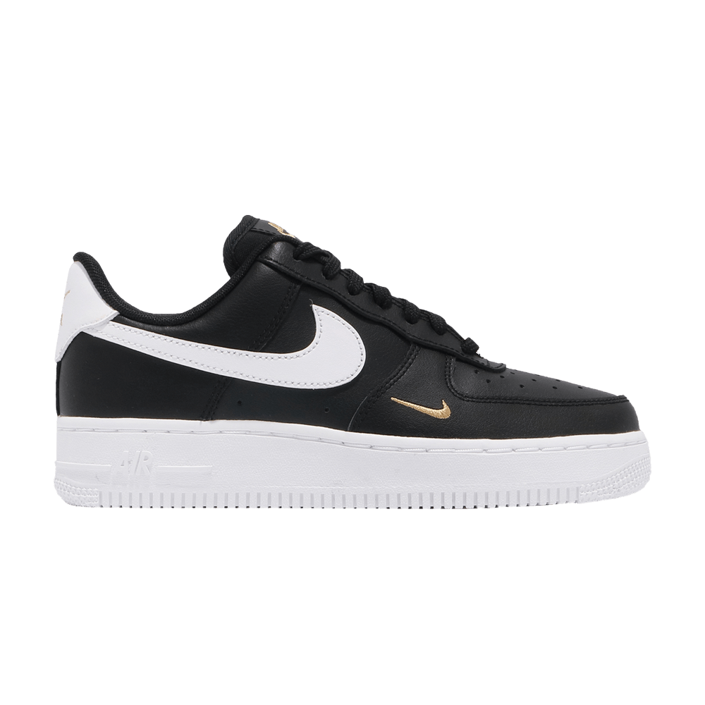 Кроссовки Nike Wmns Air Force 1 '07 Essential 'Black White'