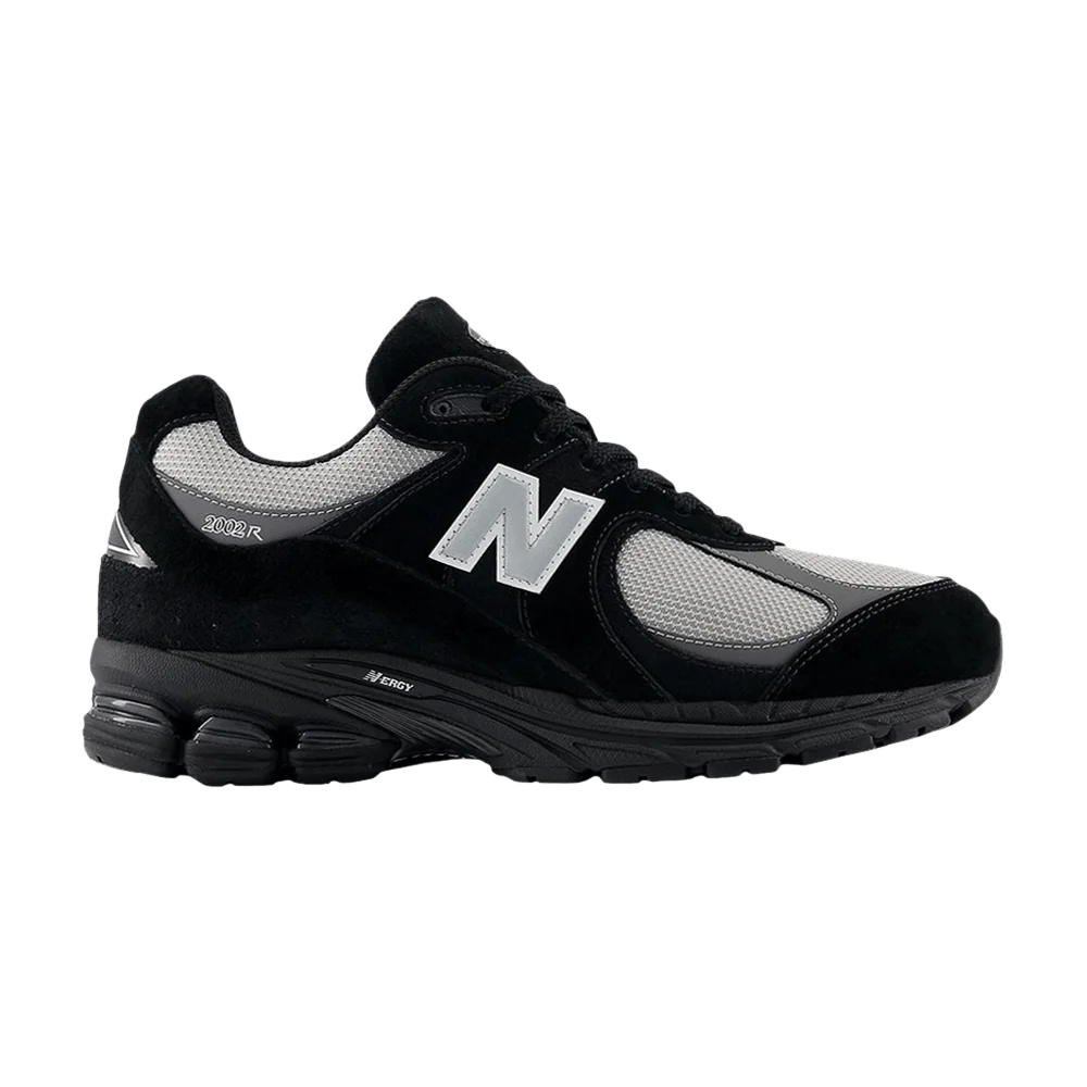 Krossovki-New-Balance-2002R-Black-Grey