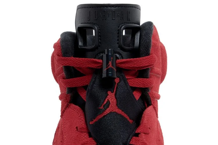 Krossovki-Air-Jordan-6-Retro-Toro-Bravo-9