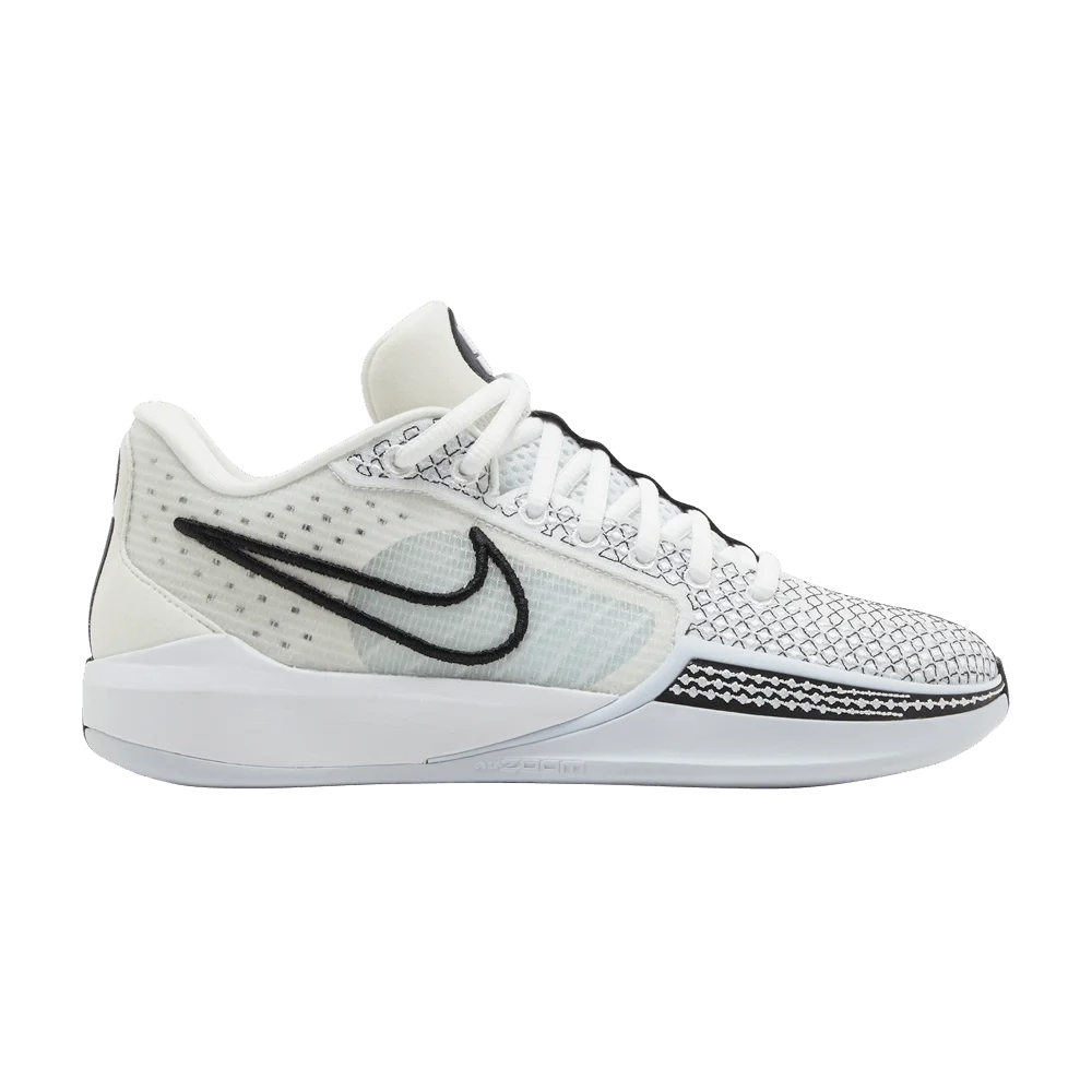 Krossovki-Nike-Wmns-Sabrina-1-EP-Magnetic