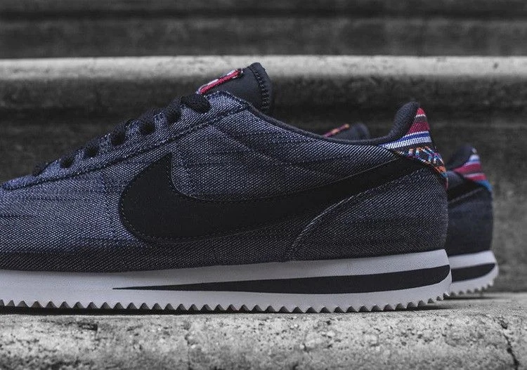 Krossovki-Nike-Cortez-SE-Afro-Punk-2