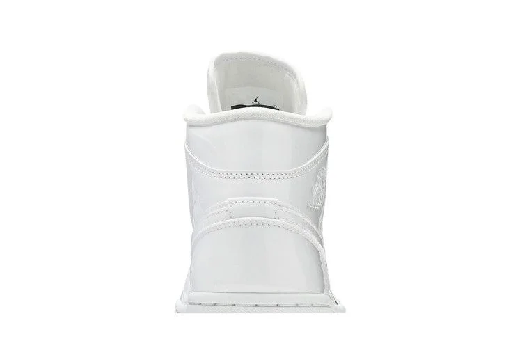 Кроссовки Wmns Air Jordan 1 Mid Patent 'Triple White'
