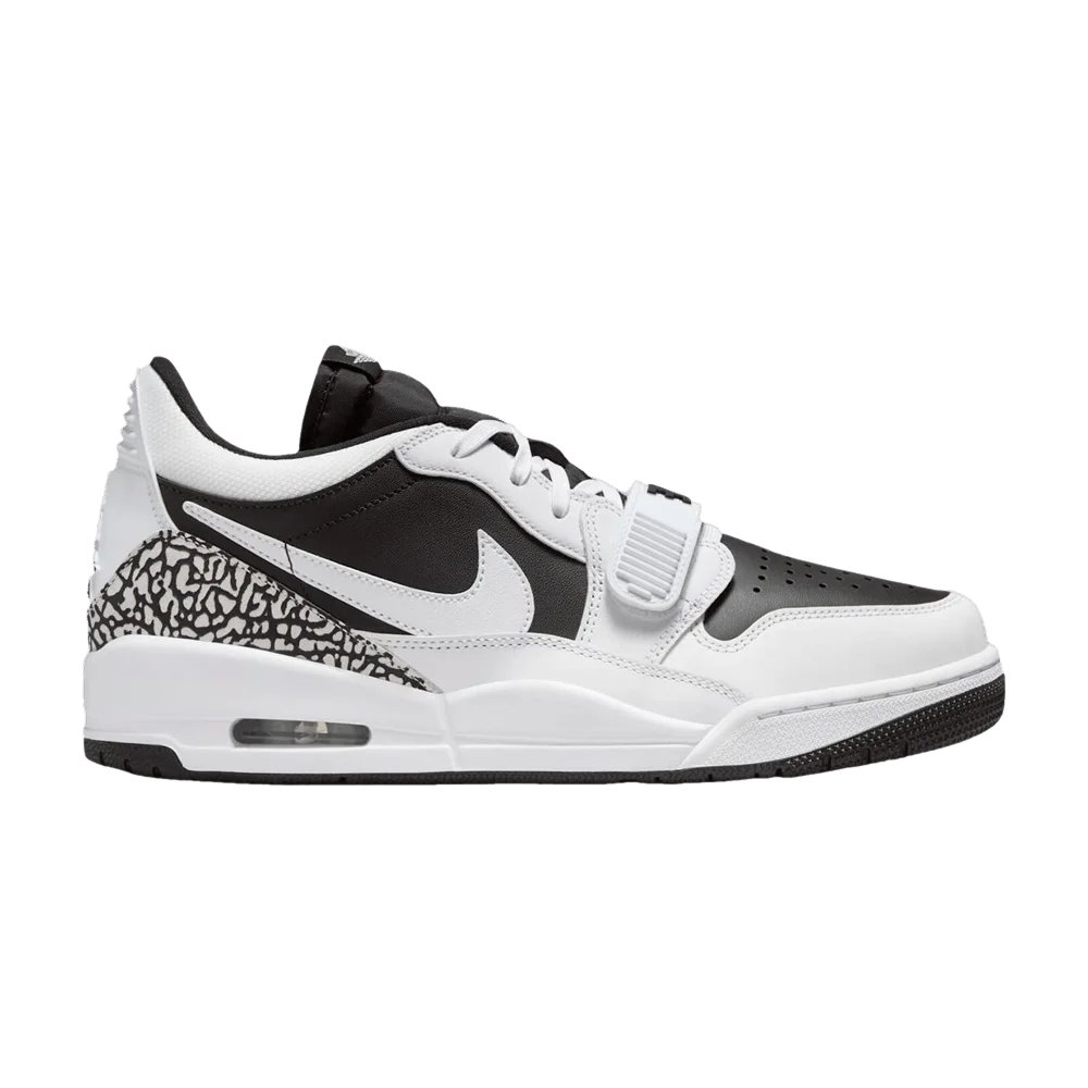Krossovki-Air-Jordan-Legacy-312-Low-Reverse-Panda
