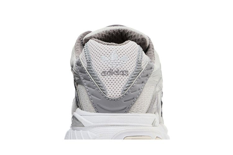 Кроссовки adidas Wmns Adistar Cushion 'Grey White'