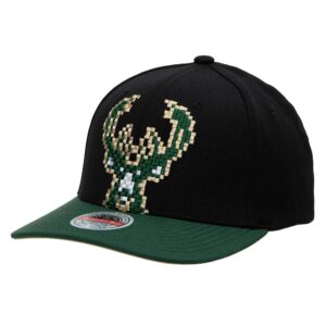 Mitchell-Ness-8-Bit-XL-Classic-Red-Milwaukee-Bucks-Hat-300x300