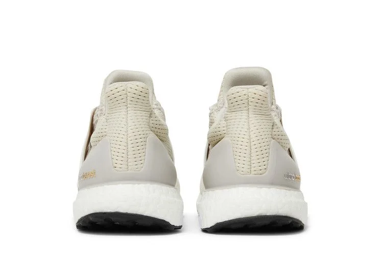 Krossovki-adidas-UltraBoost-1.0-Retro-Cream-2022-5