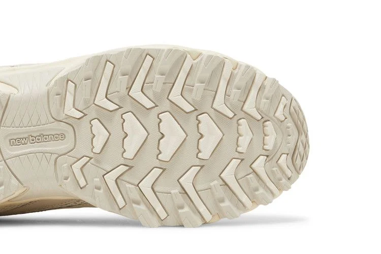 Krossovki-New-Balance-610-Timberwolf-Moonbeam-4