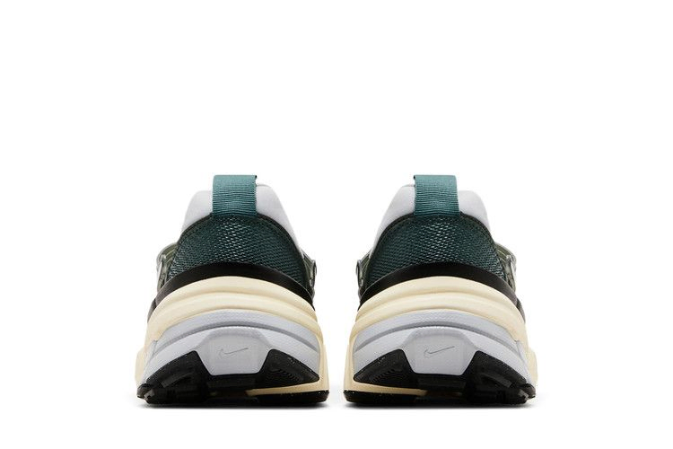 Кроссовки Nike V2K Run 'Vintage Green'