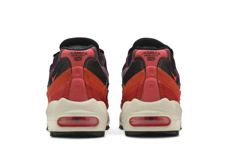 Кроссовки Nike Air Max 95 Winterized 'Villain Red'