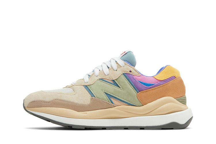 Кроссовки New Balance 57/40 'Calm Taupe Vibrant Apricot'