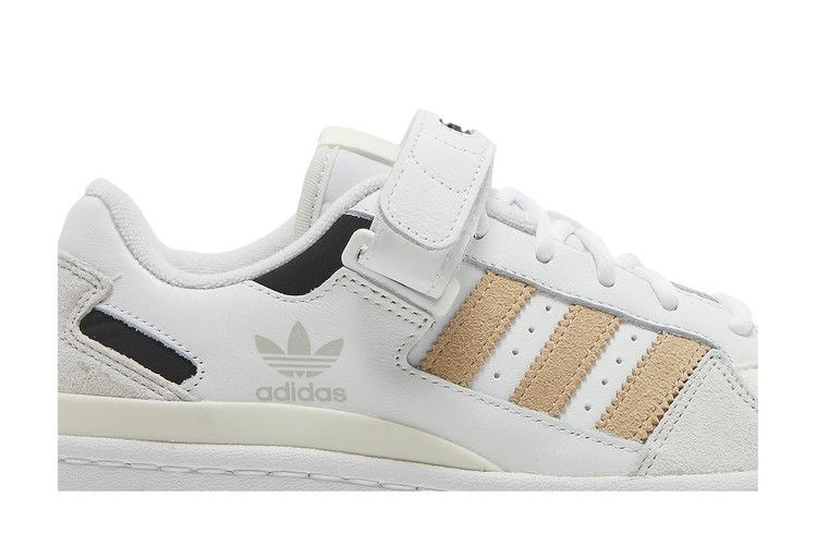 wmns-forum-low-white-magic-beige-gw7107_01