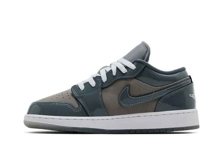Кроссовки Air Jordan 1 Low GS 'Patent Cool Grey'