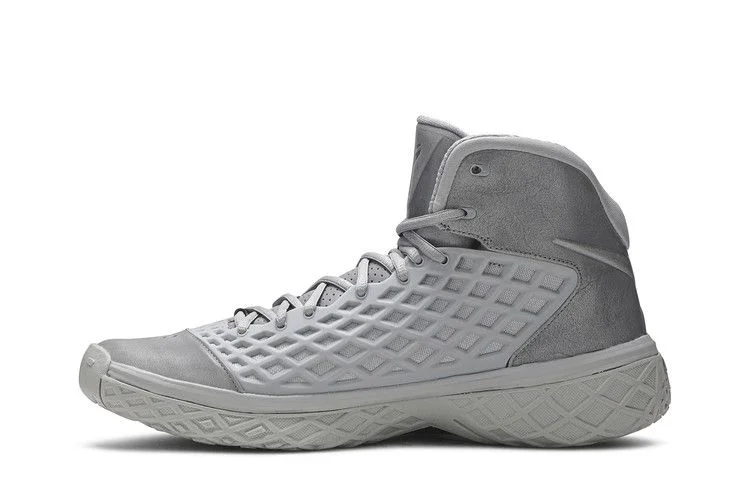 Krossovki-Nike-Zoom-Kobe-3-Fade-To-Black-1
