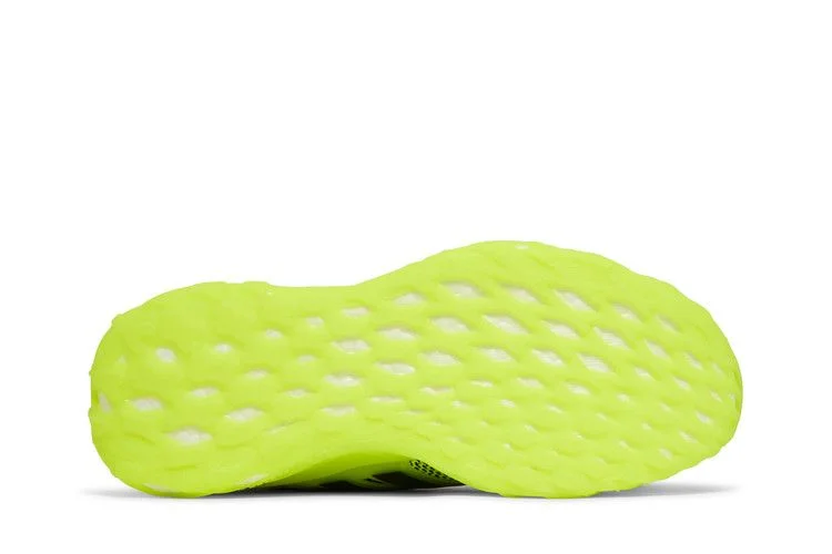 Кроссовки adidas UltraBoost Web DNA 'Solar Yellow'