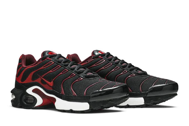 Krossovki-Nike-Air-Max-Plus-GS-Bred-7