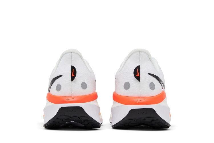 Кроссовки Nike Vomero 17 'White Bright Crimson'