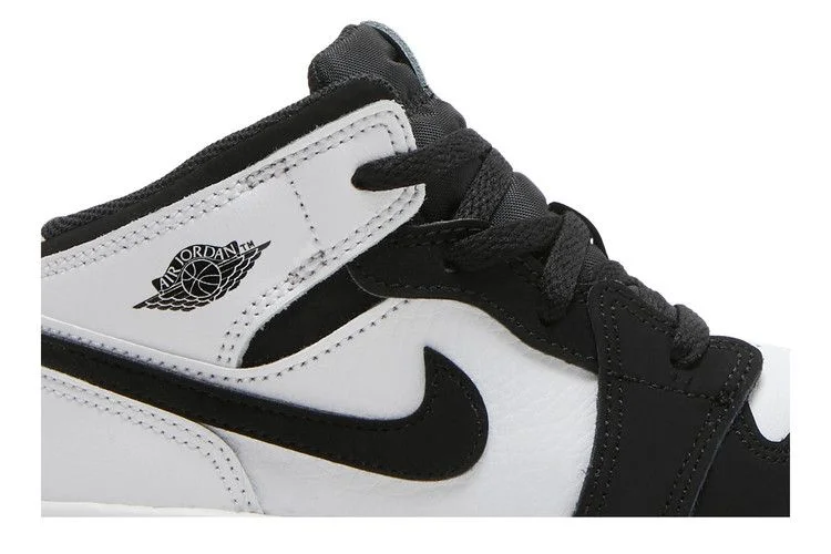 Krossovki-Air-Jordan-1-Mid-SE-TD-Diamond-1