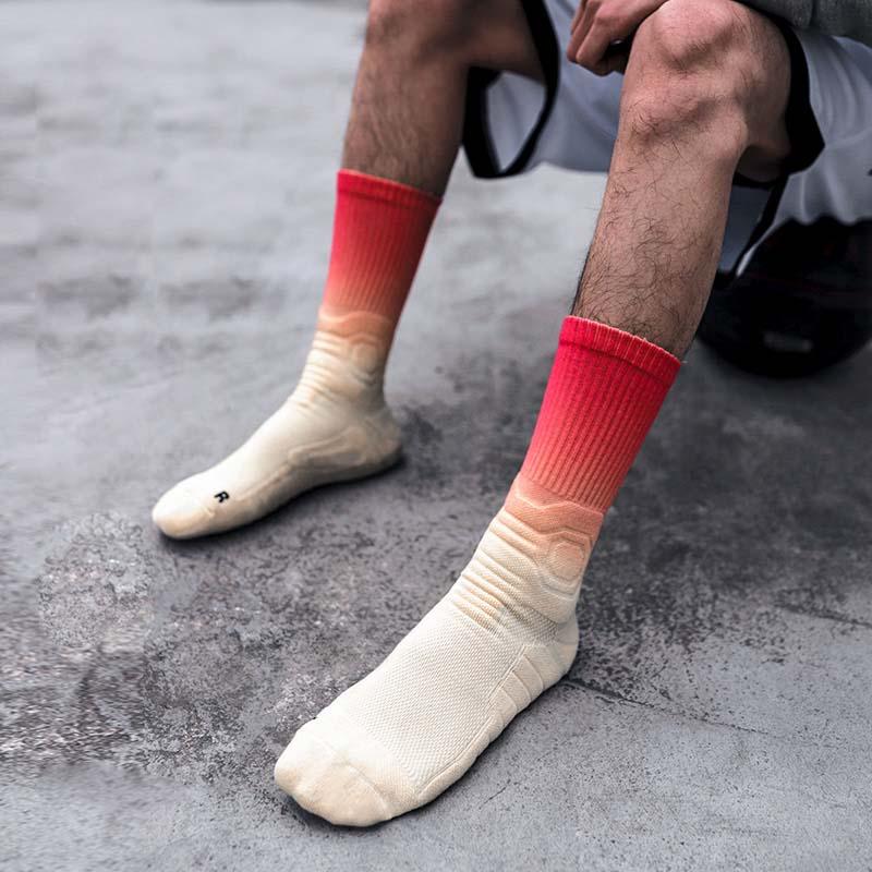Ehot-Gradient-Red-Beige-Crew-Socks