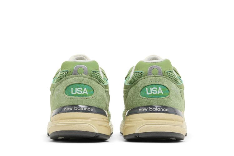 Кроссовки Teddy Santis x New Balance 993 Made in USA 'Chive'