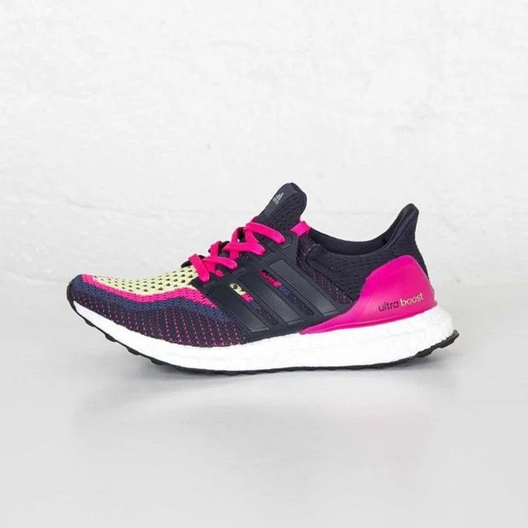 Кроссовки Adidas Wmns UltraBoost 2.0 'Navy Multi-Color'