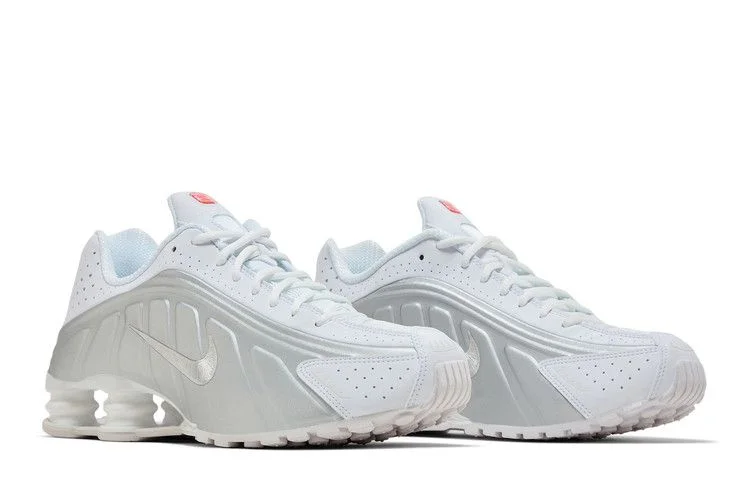 Krossovki-Nike-Shox-R4-White-Metallic-Silver-2024-7