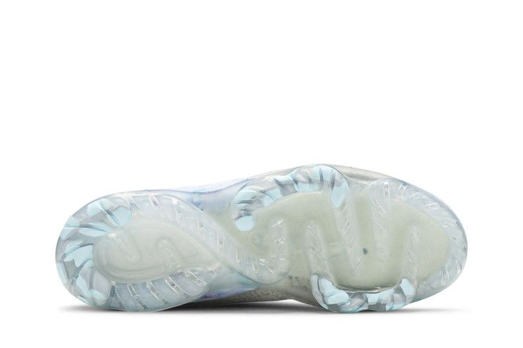 wmns-air-vapormax-2020-flyknit-summit-white-cj6741-100_03