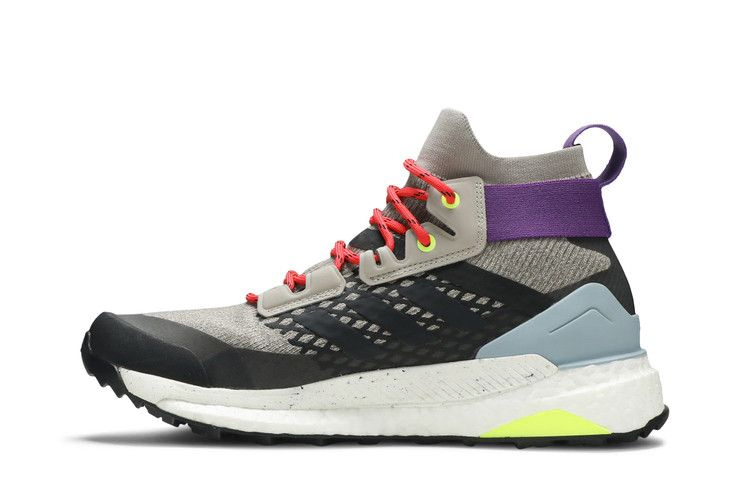 Кроссовки Adidas Wmns Terrex Free Hiker 'Light Brown Carbon'