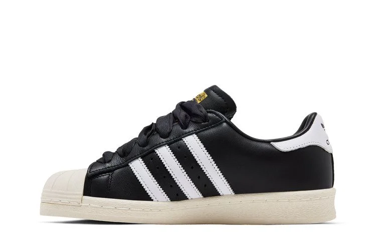 Кроссовки Hello Kitty x adidas Wmns Superstar '50th Anniversary'