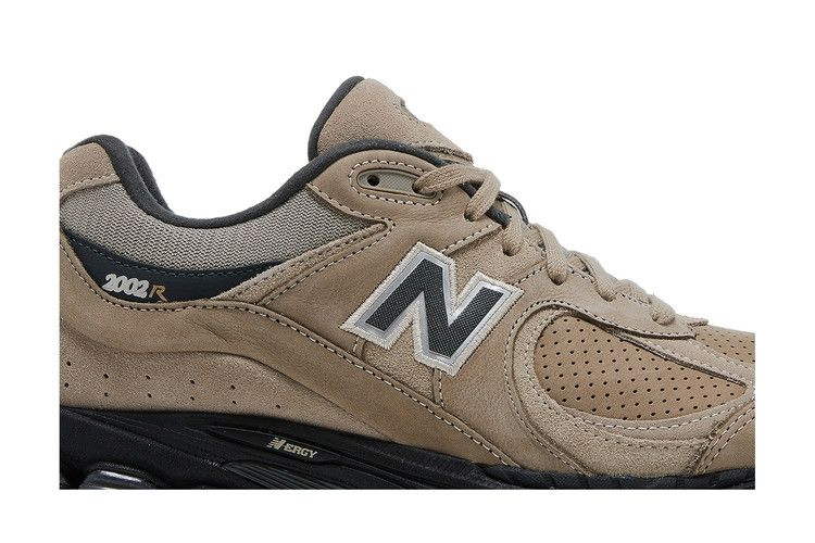 Кроссовки New Balance 2002R 'Driftwood Black'