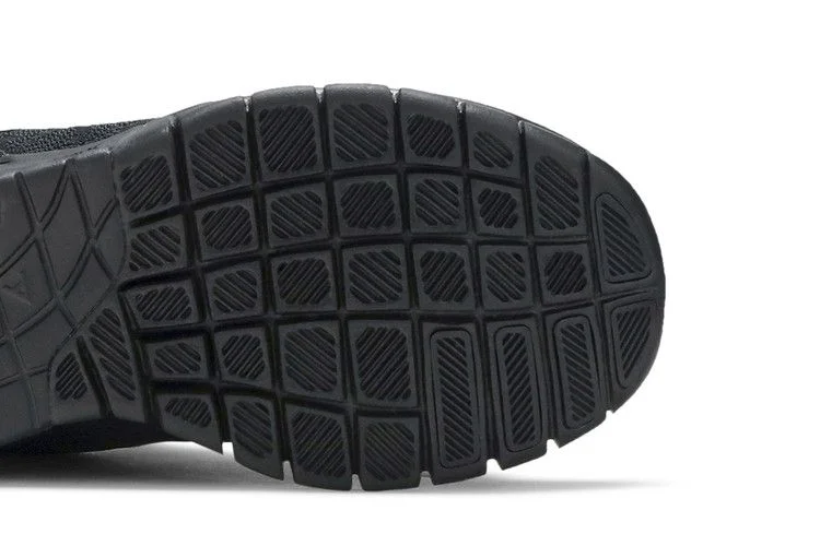 Krossovki-Nike-Stefan-Janoski-Max-SB-Triple-Black-4