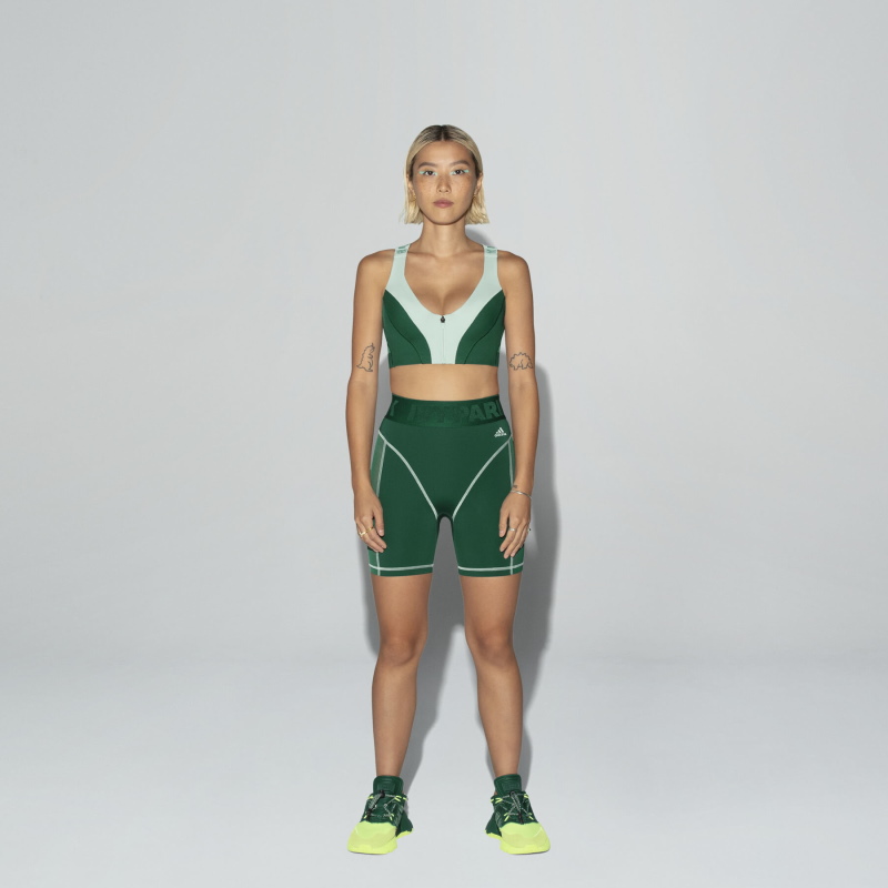 Спортивный топ adidas Ivy Park Medium Support Zip Bra Green Tint/Dark Green