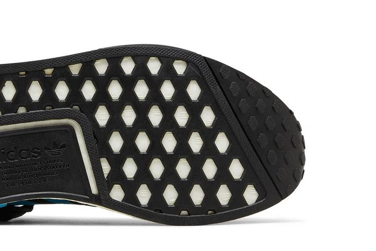 Кроссовки adidas NMD_R1 'Black Active Teal'