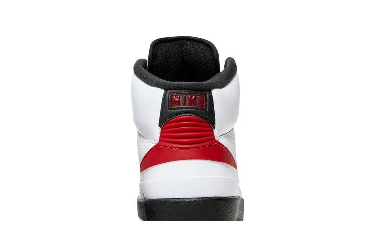 Кроссовки Air Jordan 2 Retro 'Chicago' 2022
