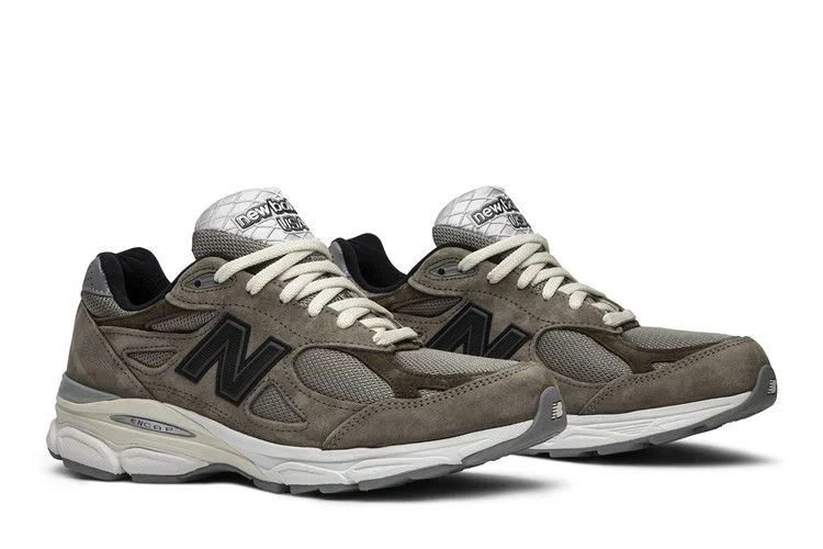 Krossovki-JJJJound-x-New-Balance-990v3-Made-In-USA-Urban-Grey-7