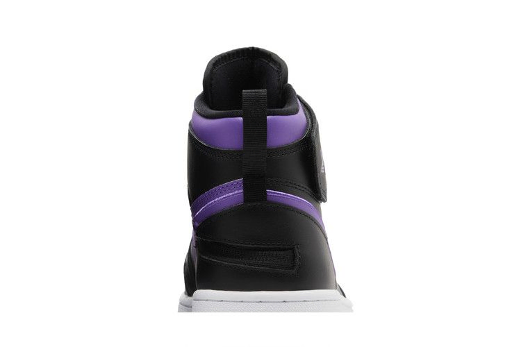 Кроссовки Air Jordan 1 High FlyEase 'Wild Berry'